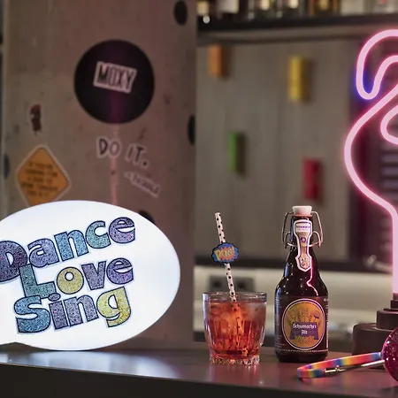 Moxy Hotell Düsseldorf