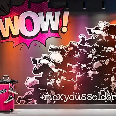 فندق Moxy