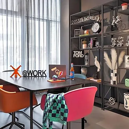 Moxy فندق