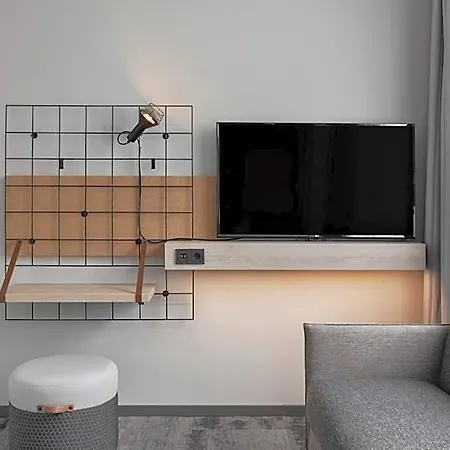 فندق Moxy 3*