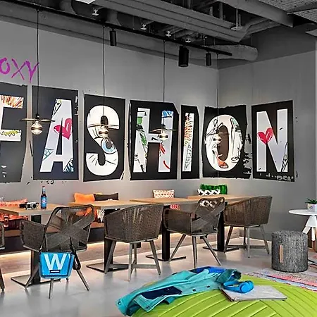 فندق Moxy 3*