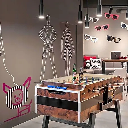 Moxy فندق