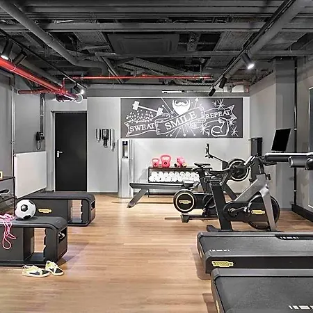 Moxy Szálloda Düsseldorf