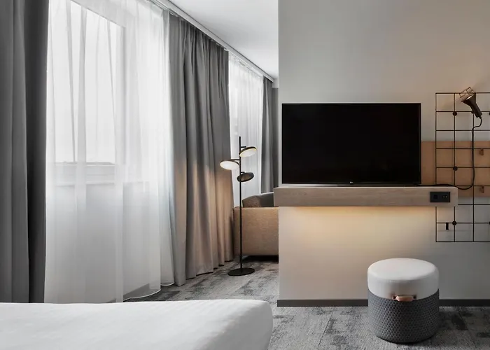 Moxy Hotel 3*