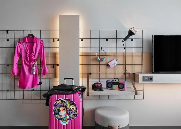 Hotel Moxy 3*