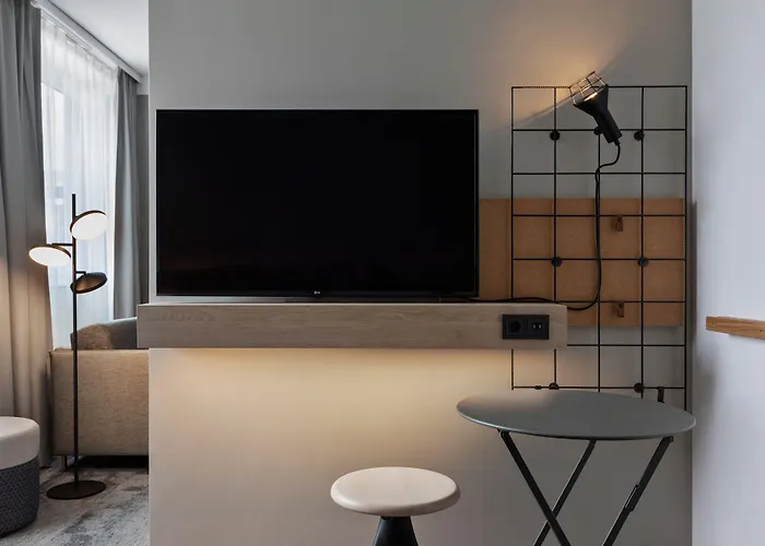 Hotel Moxy 3*